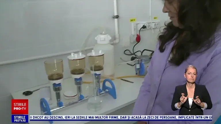 Microplasticul, interzis oficial. Particulele prezente în produse folosite zi de zi pot provoca inclusiv cancer