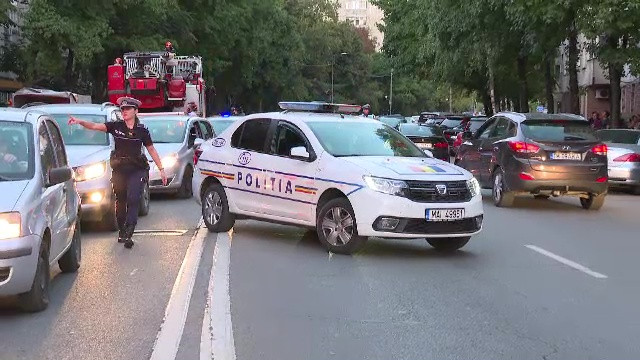 Bărbatul care a amenințat că se aruncă de pe un bloc &icirc;n Timișoara va primi &icirc;ngrijiri medicale