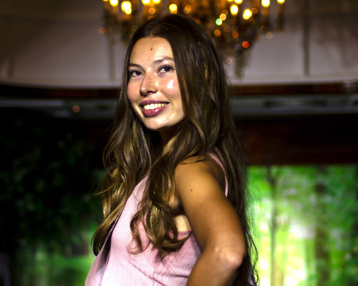 Concursul de frumusețe în care concurentele nu au avut voie să poarte machiaj. Cum arată câștigătoarea | GALERIE FOTO