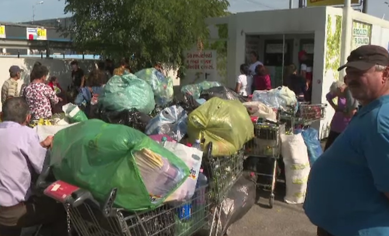 Sistemul ReturRO va deveni funcțional și în România. Cum vom putea să ne recuperam garanția de 50 de bani