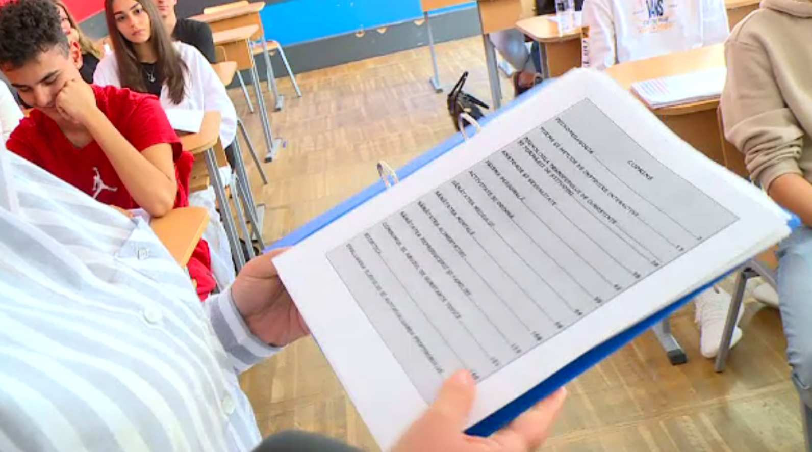 De ce ora de educație pentru sănătate nu se predă la școală. Chiar părinții au o contribuție