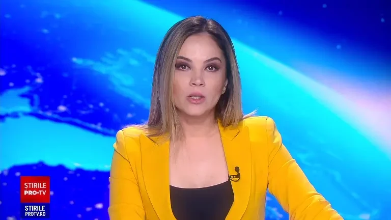 Pompierii au intervenit să stingă un incendiu puternic izbucnit într-un depozit de corpuri delicte din București