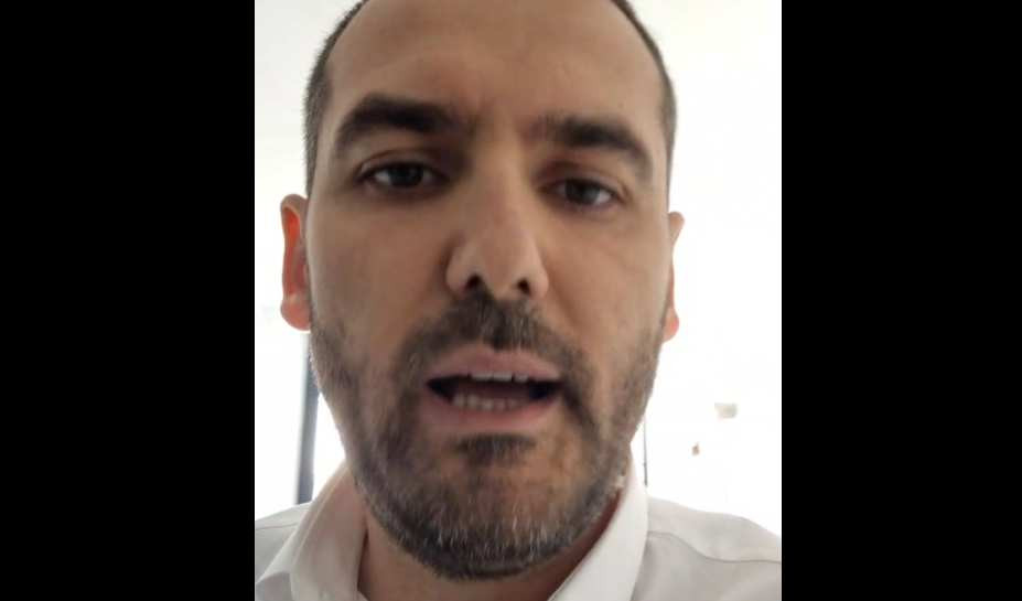 Scandal stupid la Școala Mexic din Sectorul 3. Viceprimarul Lucian Judele a transmis live din șantierul unde învață elevii