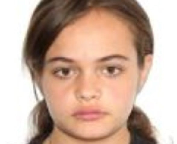 O adolescentă de 15 ani a dispărut. Poliția cere ajutorul populației pentru a fi găsită