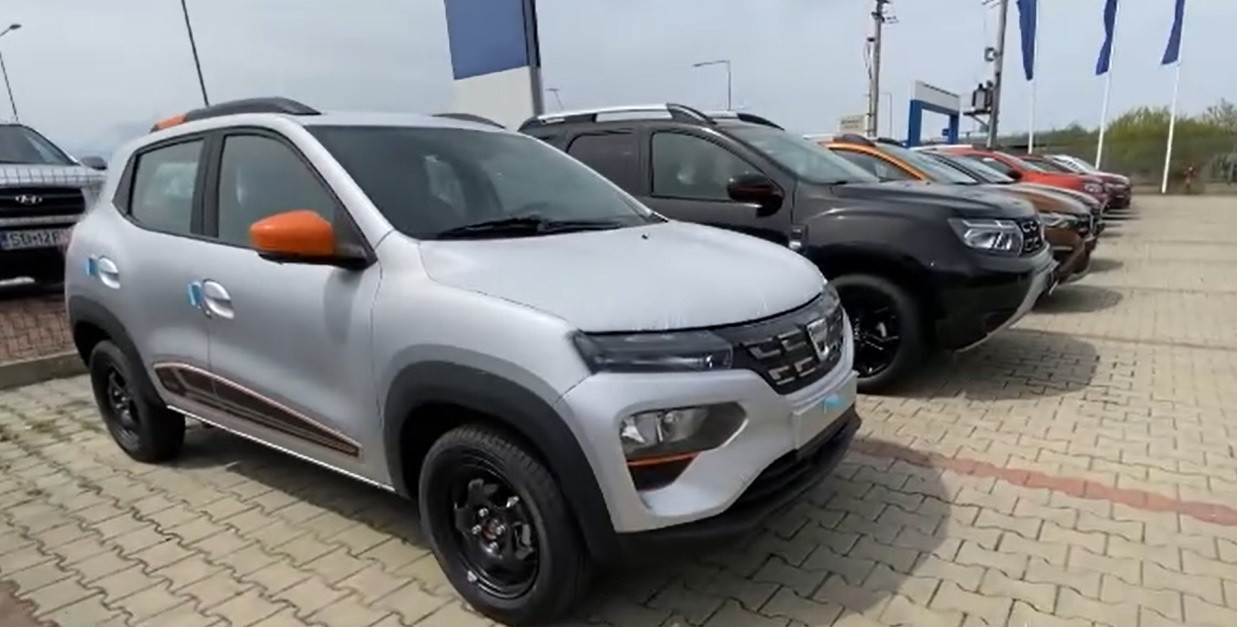 Mașinile noi nu se mai află pe lista de priorități a românilor. Cererea, tot mai scăzută