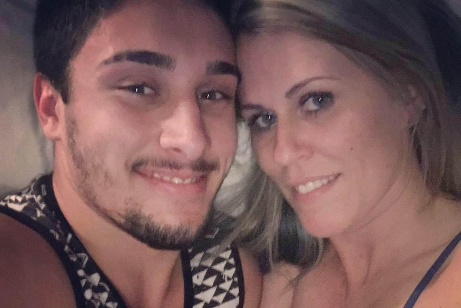 Pățania unei femei care s-a căsătorit cu un bărbat mai tânăr decât fiul ei. Cum a reacționat mama soțului ei