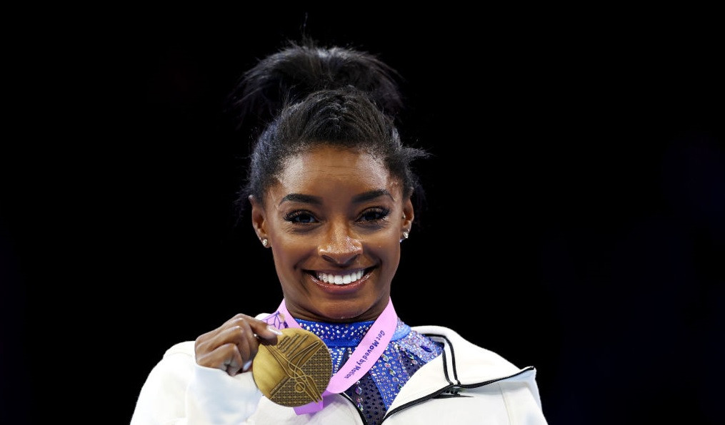 Record pentru Simone Biles. Americanca a devenit cel mai medaliat sportiv din istoria gimnasticii