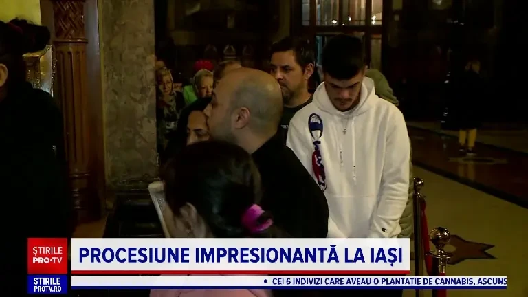 A început pelerinajul Sfintei Parascheva din Iași. Sunt oameni care vin an de an, unii chiar de patru decenii