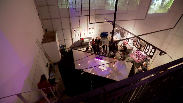 Absolvenții de arte plastice și-au adus lucrările la DIPLOMA, la Combinatul Fondului Plastic