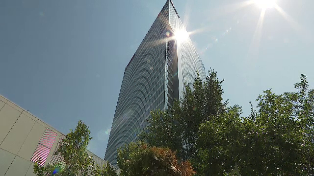 Domeniul în care salariul mediu net a trecut de 10.000 de lei. Care sunt sectoarele în care angajații câștigă cel mai puțin