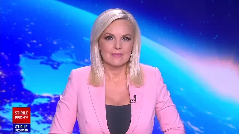 “Fierbe” Dunărea. Fenomen spectaculos în Galați: fluviul părea că dă în clocot