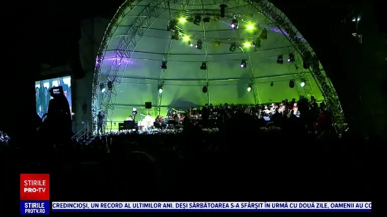 Zeci de mii de oameni s-au strâns la Sărbătoarea Iașului: ”Mi se face pielea de găină”. ”Ceva nemaipomenit”