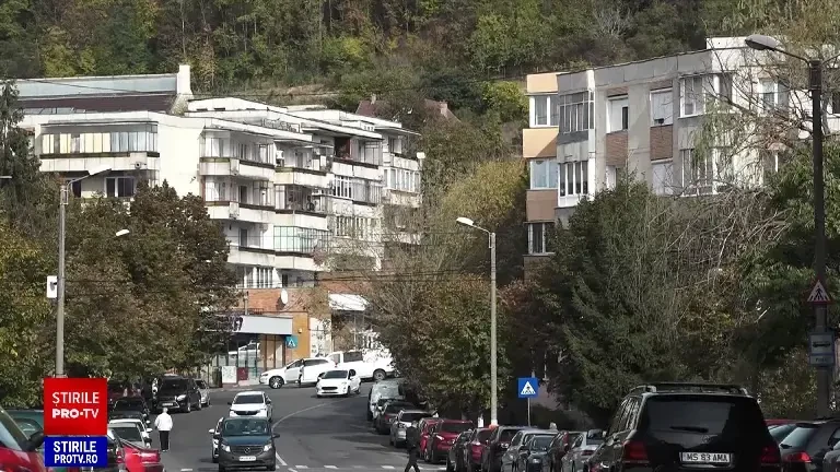 O femeie din Târgu Mureș a fost atacată cu un cuțit de doi cerșetori, pentru că a refuzat să le dea bani