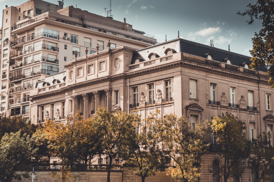 Ambasadele SUA și Israelului din Argentina au fost evacuate de urgență, în urma unor amenințări cu bombă. "Vă vom ucide"