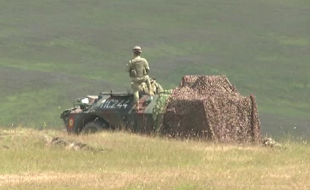 Teroare în Smîrdan din cauza poligonului MApN. Pereții caselor crapă, iar copiii au ajuns să facă nopți albe