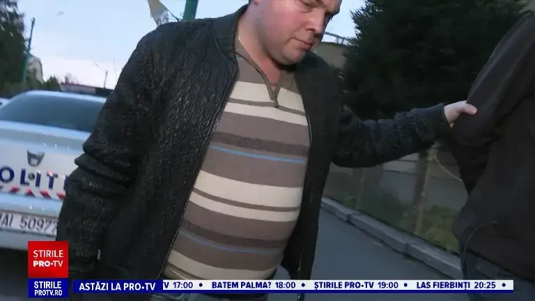 „A stat la pândă o săptămână.” Pompierul din Timișoara care și-a înjunghiat fosta iubita a fost reținut