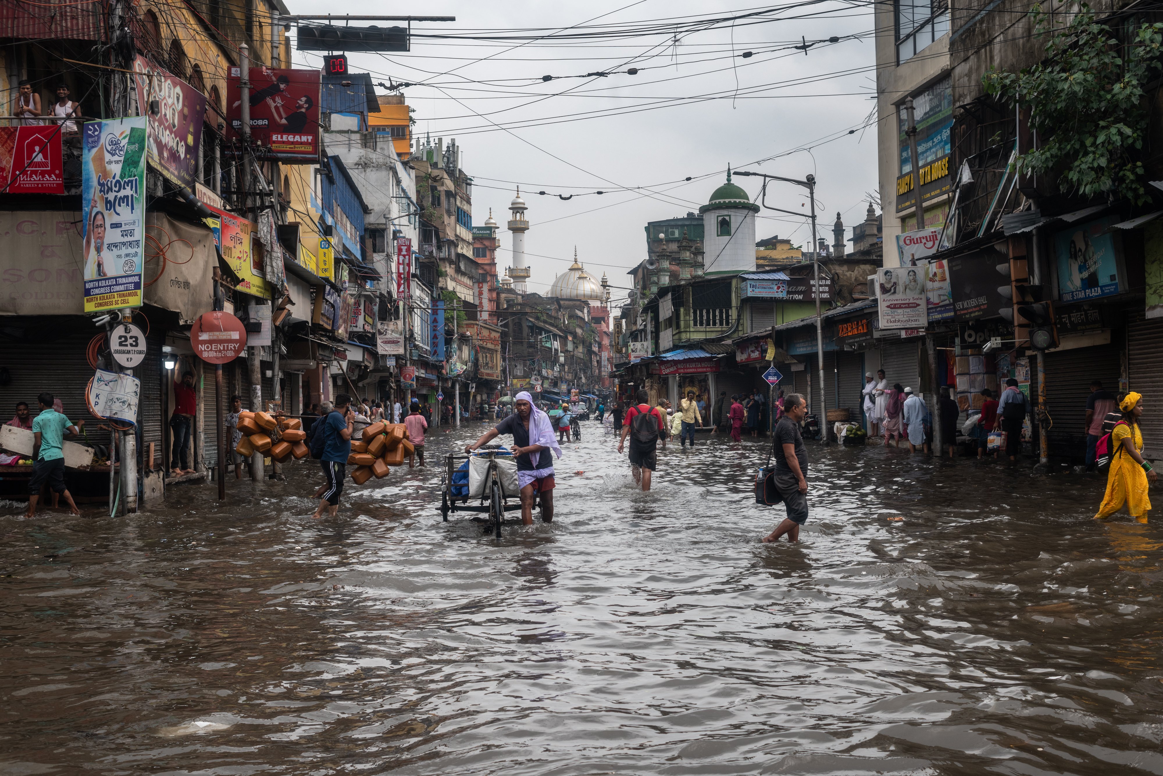 inundatii india