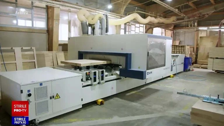 Probleme în industria mobilei din România. Aproape o mie de angajaţi din piață şi-au pierdut locurile de muncă