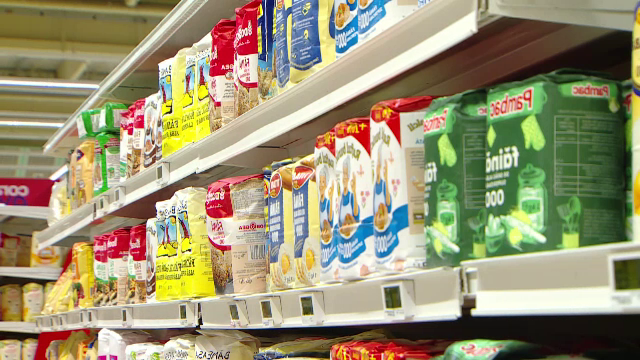 Prețuri plafonate pentru alimentele specifice Crăciunului. Avertismentul experților