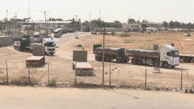 Unul din camioanele cu ajutoare umanitare care au intrat în Gaza era plin cu sicrie. Israelul a anunțat cât va dura războiul