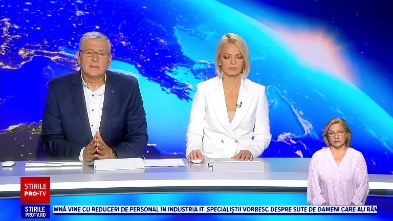 Șase oameni s-au rătăcit pe munte în Argeș. Salvamontiștii i-au coborât cu ajutorul corzilor