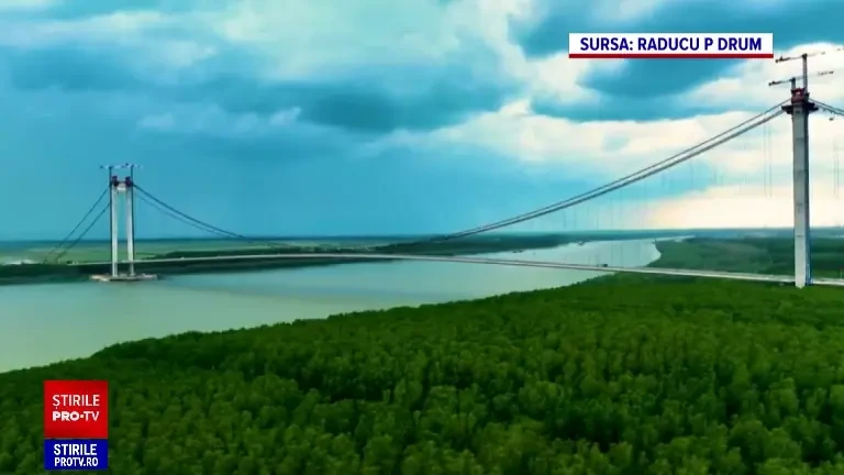 Podul de jumătate de miliard de euro de la Brăila are fisuri la structura de rezistență, la câteva luni de la inaugurare