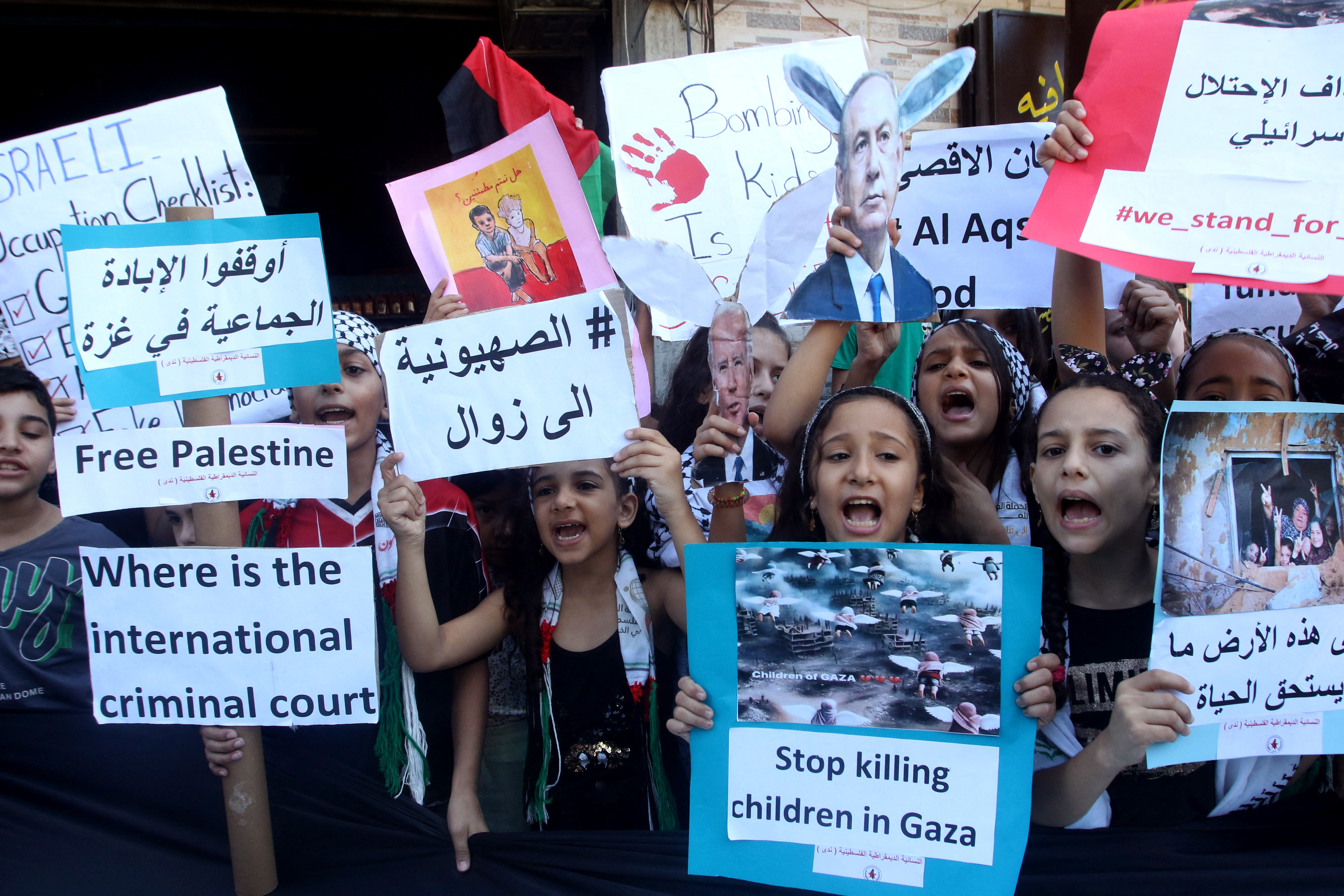 Apelul disperat al unei fetițe din Gaza după un nou bombardament israelian: „Suntem copii. Nu mai putem trăi așa”