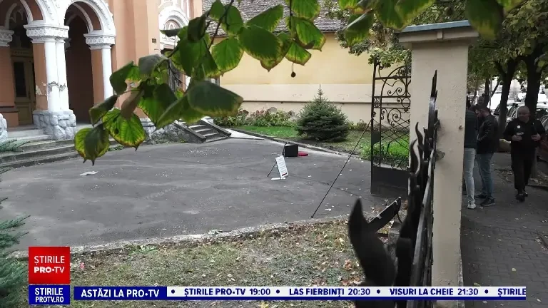 Ce era, de fapt, în valizele lăsate lângă sinagoga din Târgu Mureș, care au alertat autoritățile. Reacțiile localnicilor