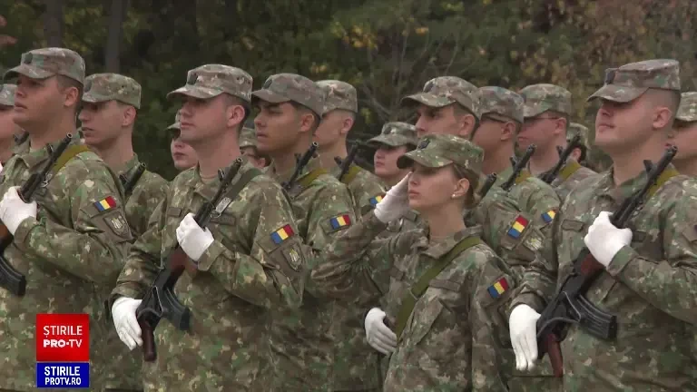 Ceremonie la Monumentul Ostașului Necunoscut, de Ziua Armatei. Sute de studenți au depus jurământul militar