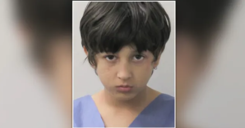 Criminalul „cu față de copil” care a împușcat o fetiță pentru a fi primit într-o bandă, condamnat la 50 de ani de închisoare