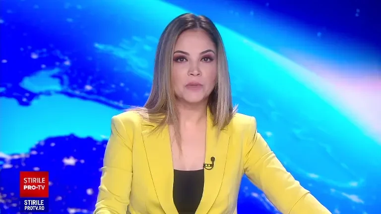 Un profesor de 25 de ani i-ar fi trimis mesaje indecente elevei sale de 11 ani. Ce au găsit polițiștii la locuința tânărului