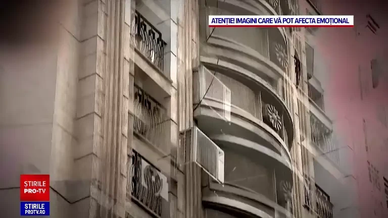 Femeia care s-a aruncat de la etaj și a ucis un pieton, acuzată de omor cu intenție indirectă. Câți ani de închisoare riscă