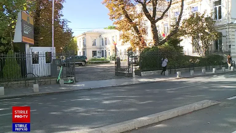 Ce pedeapsă riscă fosta casieră a Academiei Române, acuzată că ar fi furat indemnizațiile unor cercetători morți