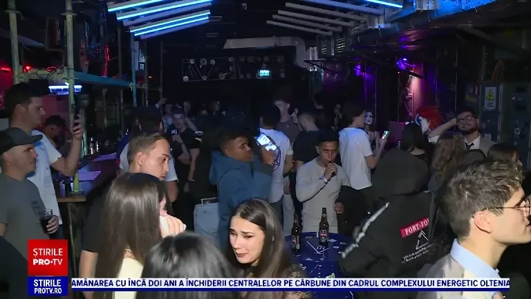 Metodă inedită de recrutare. Tinerii au participat la o petrecere unde își puteau găsi joburi. „O idee foarte interesantă”