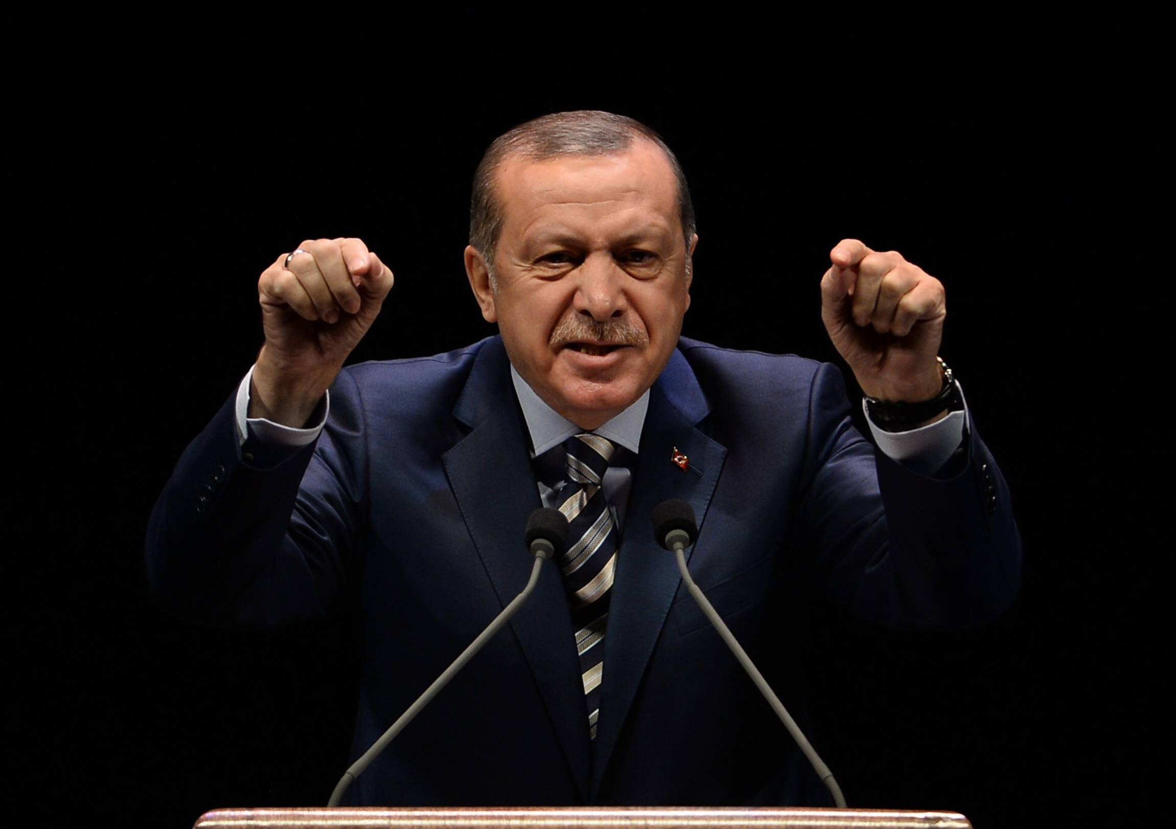 Erdogan cere Israelului ”să înceteze imediat această nebunie” și cheamă oamenii în stradă
