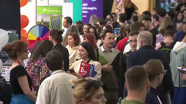 Târg de joburi în București. Care sunt principalele cerințe ale tinerilor. ”5.000 de lei ar fi un început bun”