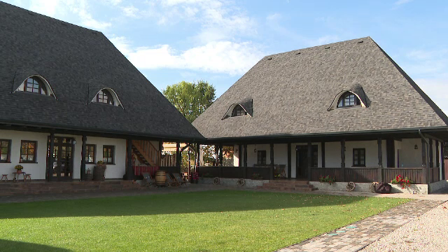 Baia de Fier devine o destinație turistică tot mai populară. ”Pot să spun că în Oltenia e unicat”