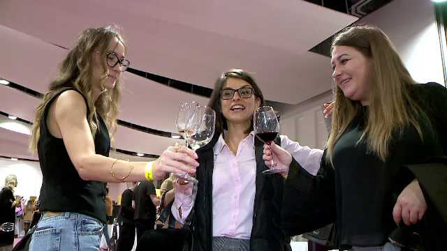 Festival de vinuri alese la Iași, cu zeci de crame participante: ”Se simte potență, se simte lemnul”. Cât a costat un bilet