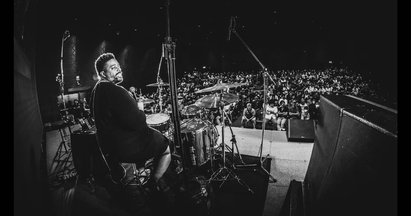 Aaron Spears a murit. Toboșarul Arianei Grande avea doar 47 de ani