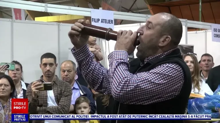 Expoziție pentru pasionații de vânătoare, la Bacău. Prețul uriaș al unui binoclu de ultimă generație: E cea mai nouă jucărie