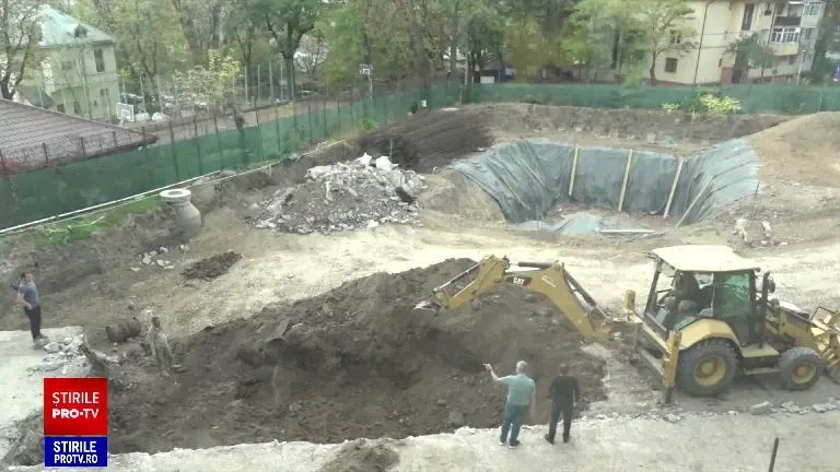 Descoperire șocantă pe un șantier din Iași. Muncitorii au găsit sute de schelete umane