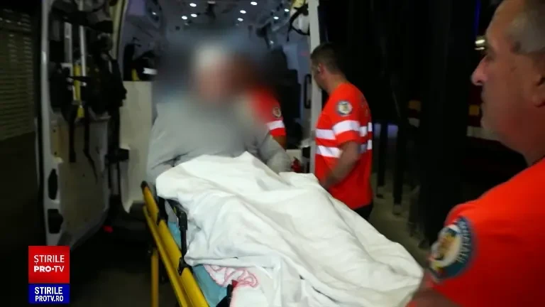 Doi pompieri răniți în explozia de la Crevedia, care au fost tratați în Italia, au fost aduși la Timișoara