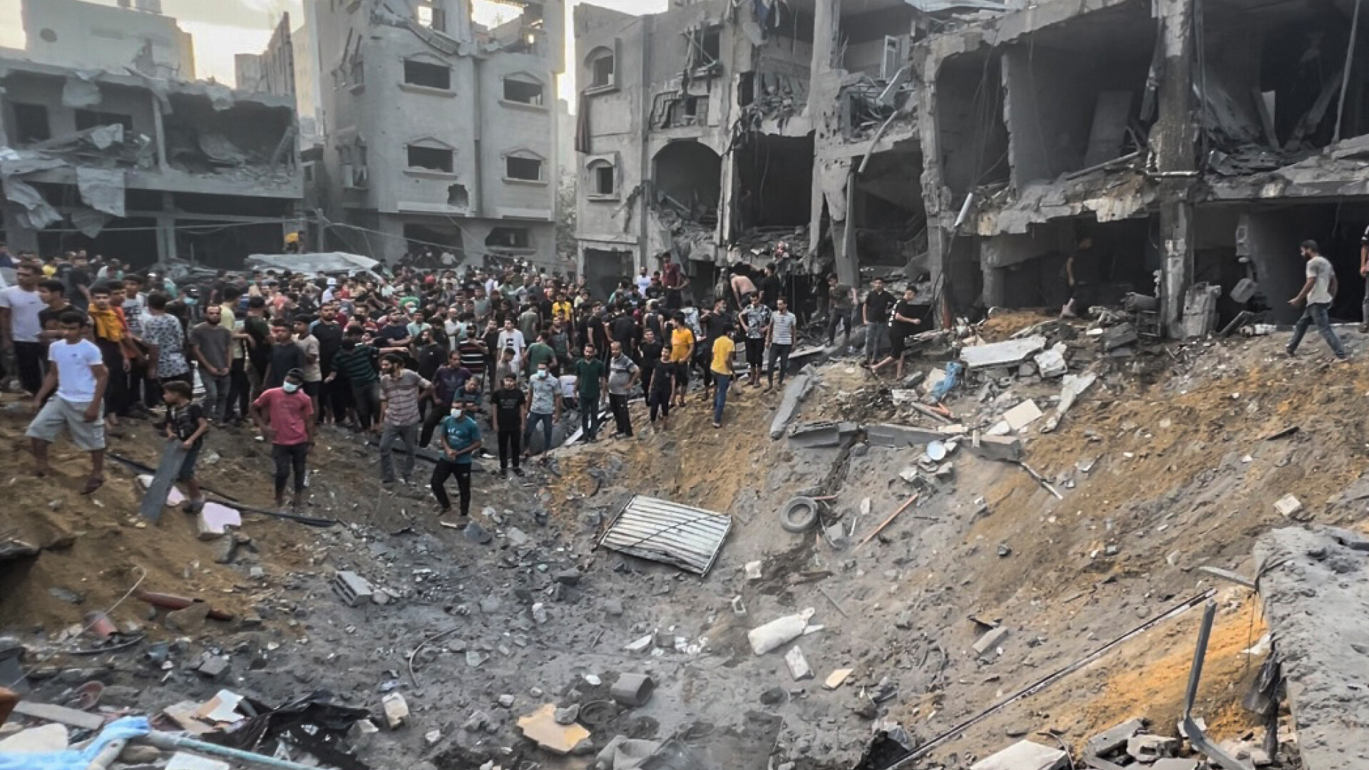 Armata israeliană confirmă că a bombardat tabăra de refugiaţi de la Jabalia, pentru a ucide un comandant Hamas