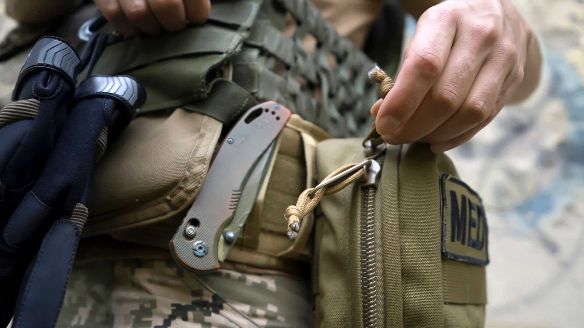 O mamă singură din Rusia a fost „invitată” la război în Ucraina pentru a-și achita datoriile la bancă