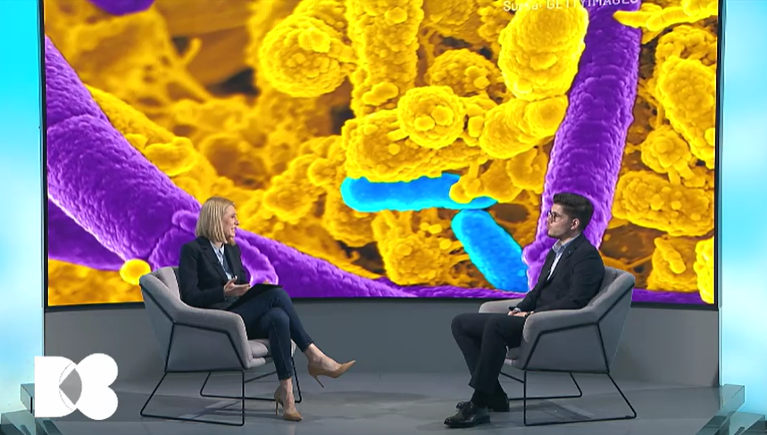 Dr. Valentin Paciurea, medic stomatolog, despre ce este terapia ghidată a biofilmului: „Este un procedeu minim invaziv”