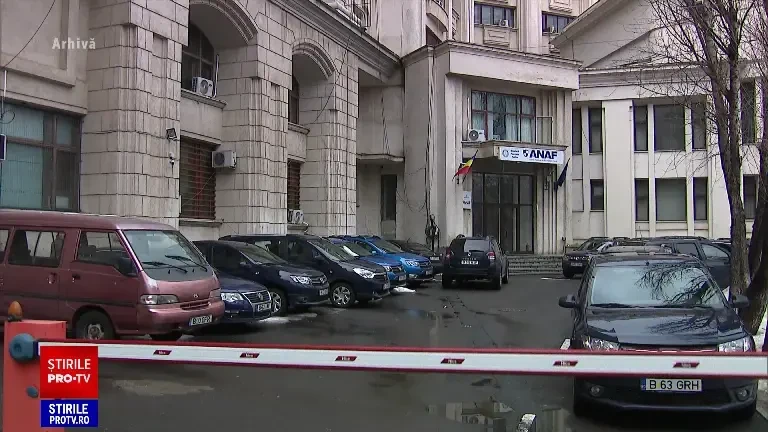 Ce i-a dat de gol pe inspectorii ANAF cu diplome false, care voiau transferul la Antifraudă. Ce a căutat unul pe Google