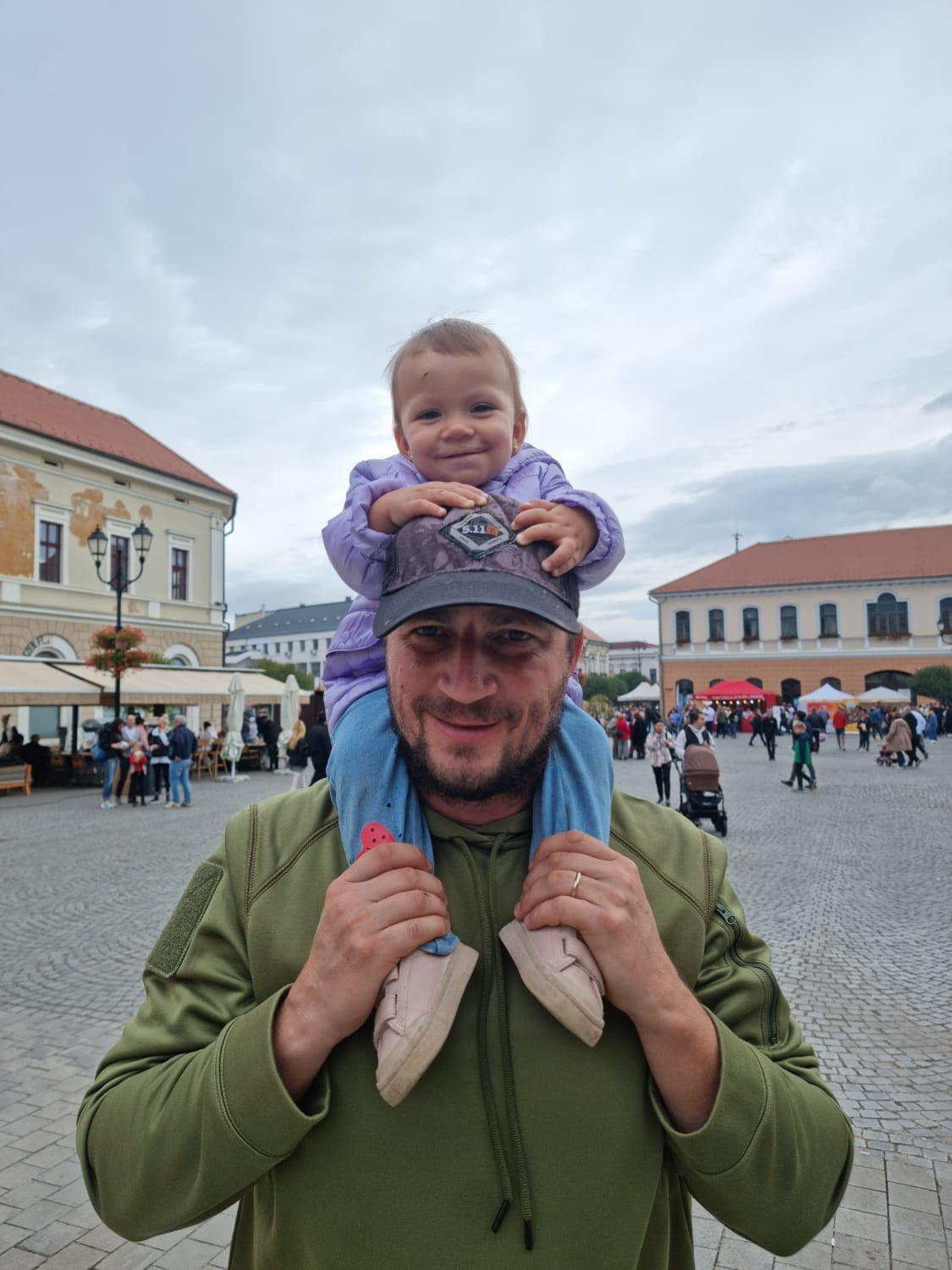 Centrul Filia solicită scuze de la Godină pentru o postare „sexistă” pe Facebook. „Mai multe persoane i-au atras atenția”