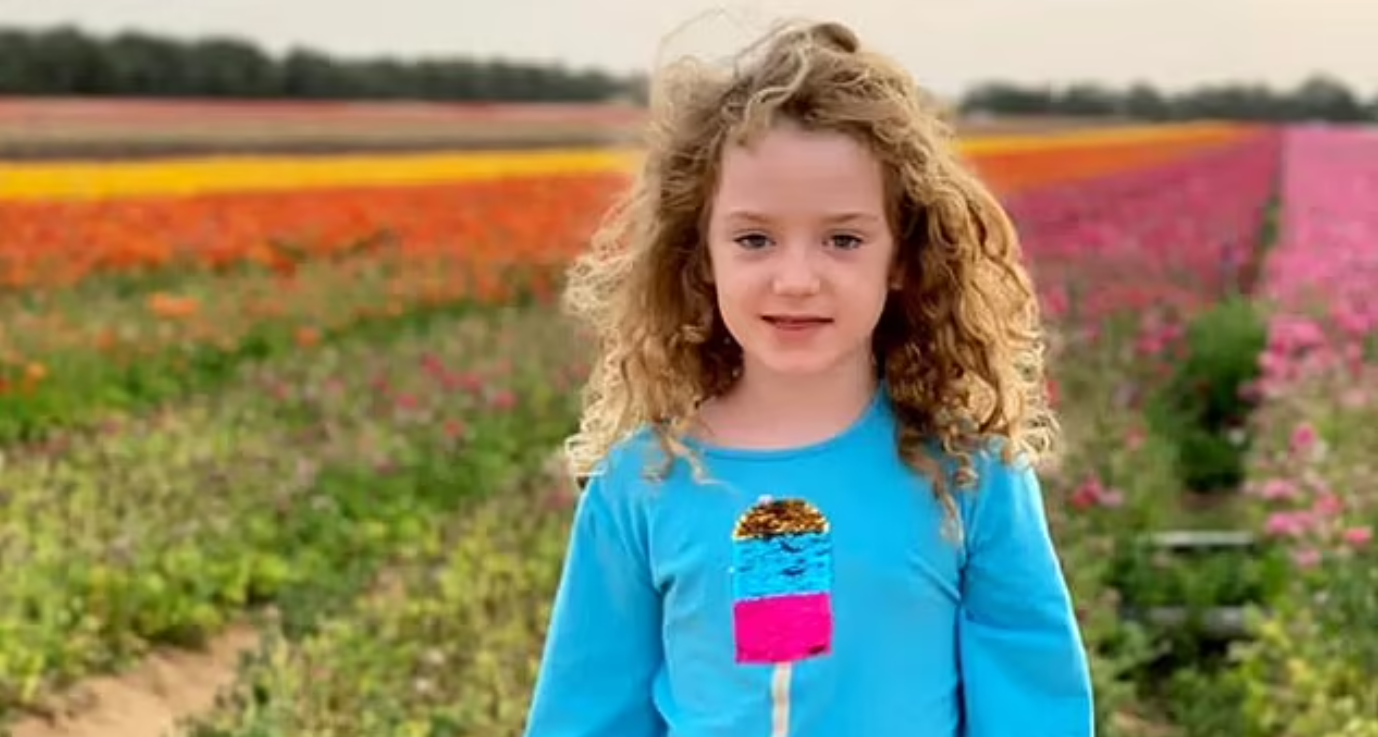 O fetiță de 8 ani despre care se credea că a fost ucisă de teroriștii Hamas ar fi, de fapt, ținută ostatică în Gaza