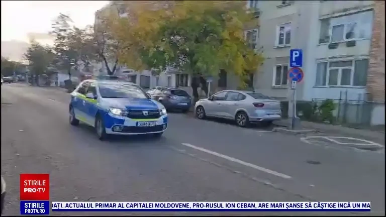Ce se întâmplă cu polițiștul care a fost bătut de un tânăr din Pitești