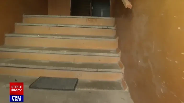 Tatăl din Timișoara găsit mort în apartament ar fi fost ucis de fiul său care, ulterior, și-ar fi luat viața